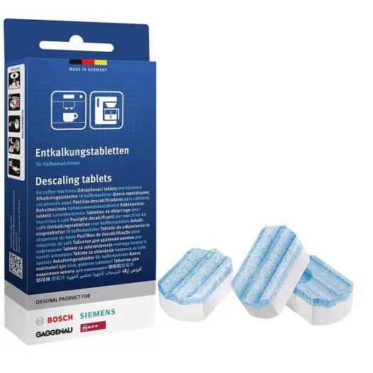 Set di manutenzione Bosch per macchina da caffè: serbatoio dell'acqua + filtro per l'acqua + decalcificante + detergente 11010303